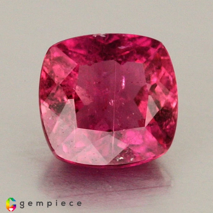 rubellite 1.54cts - 7x7mm