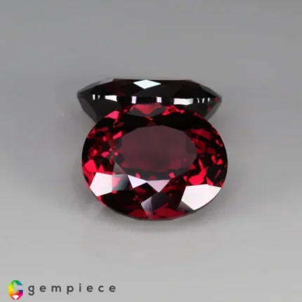 rhodolite garnet 10.41cts - 11x10mm