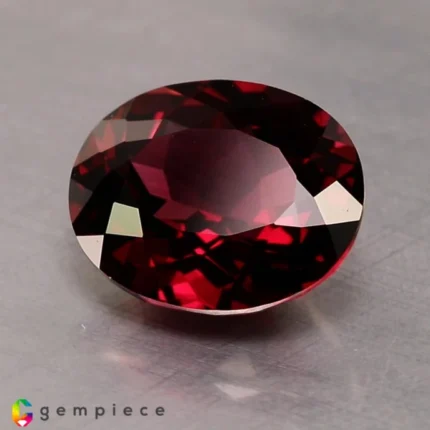 rhodolite garnet 5.30cts - 11x10mm