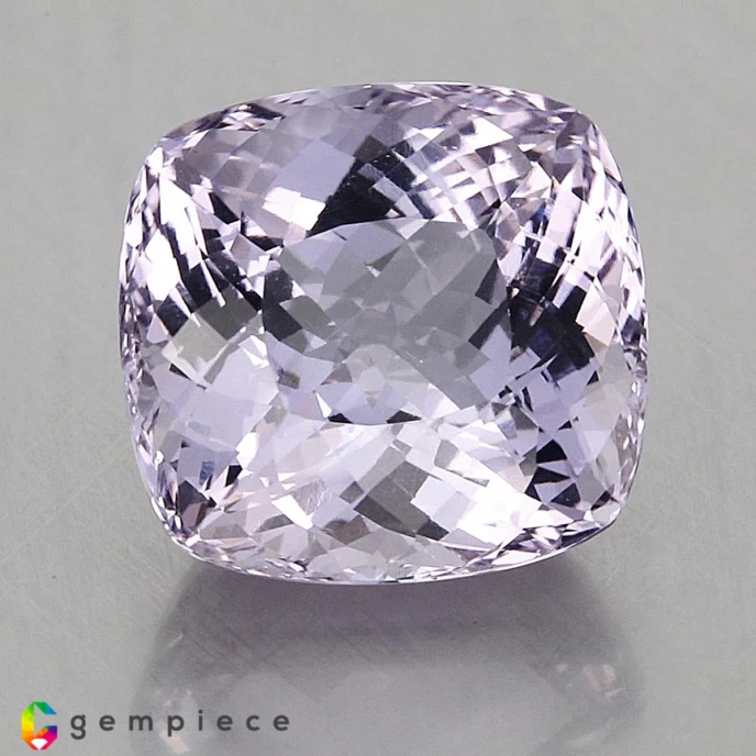 apatite 25.78cts - 17x16mm