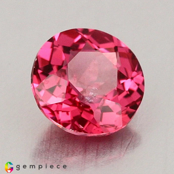 spinel 0.65cts - 5x5mm